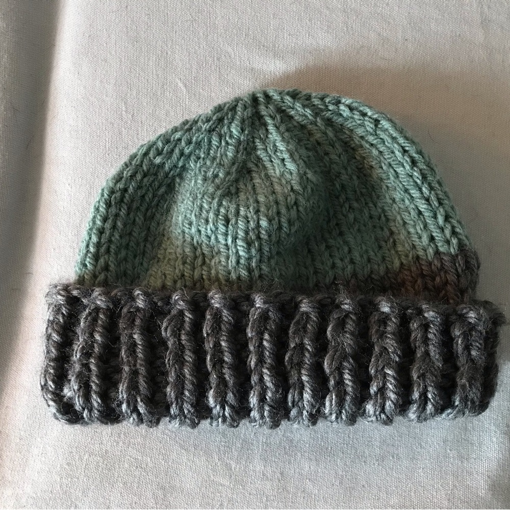 Green and Gray Handknit Wool Beanie NWOT